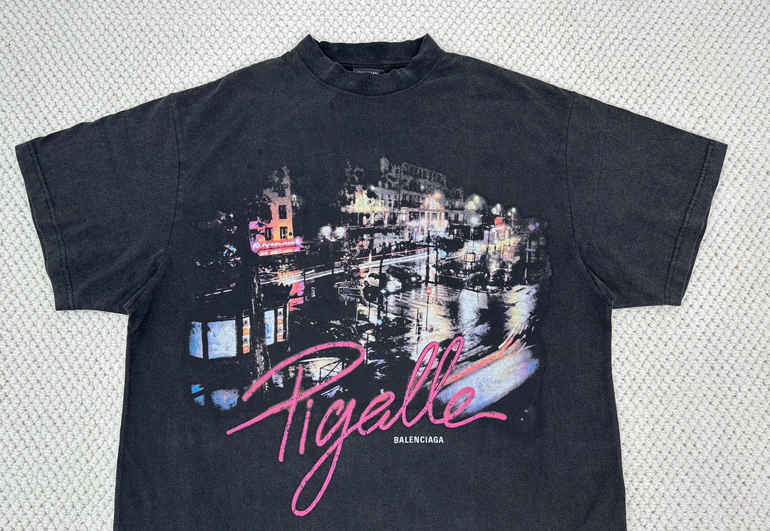 camiseta negra