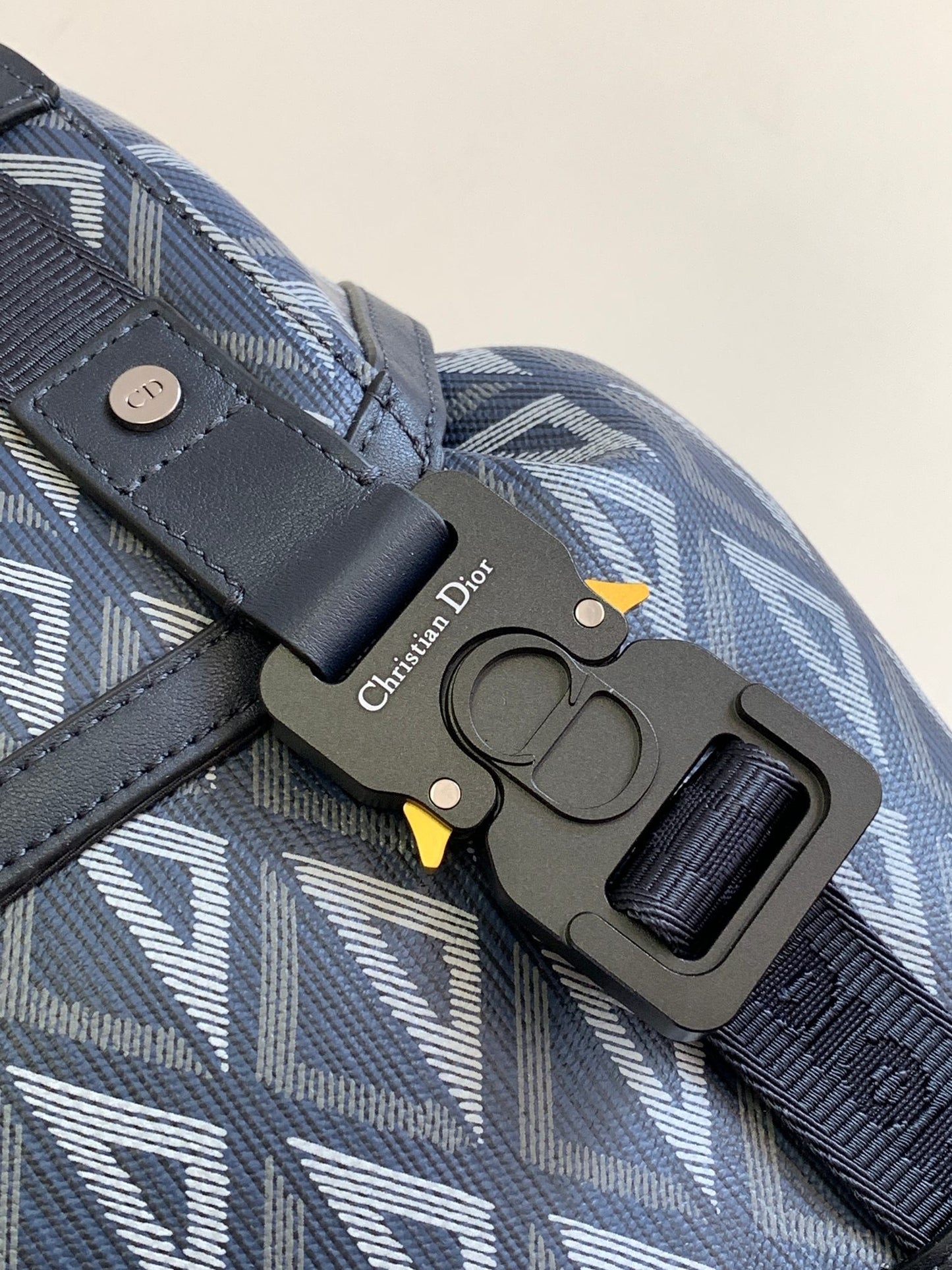 Bolsa azul oscuro