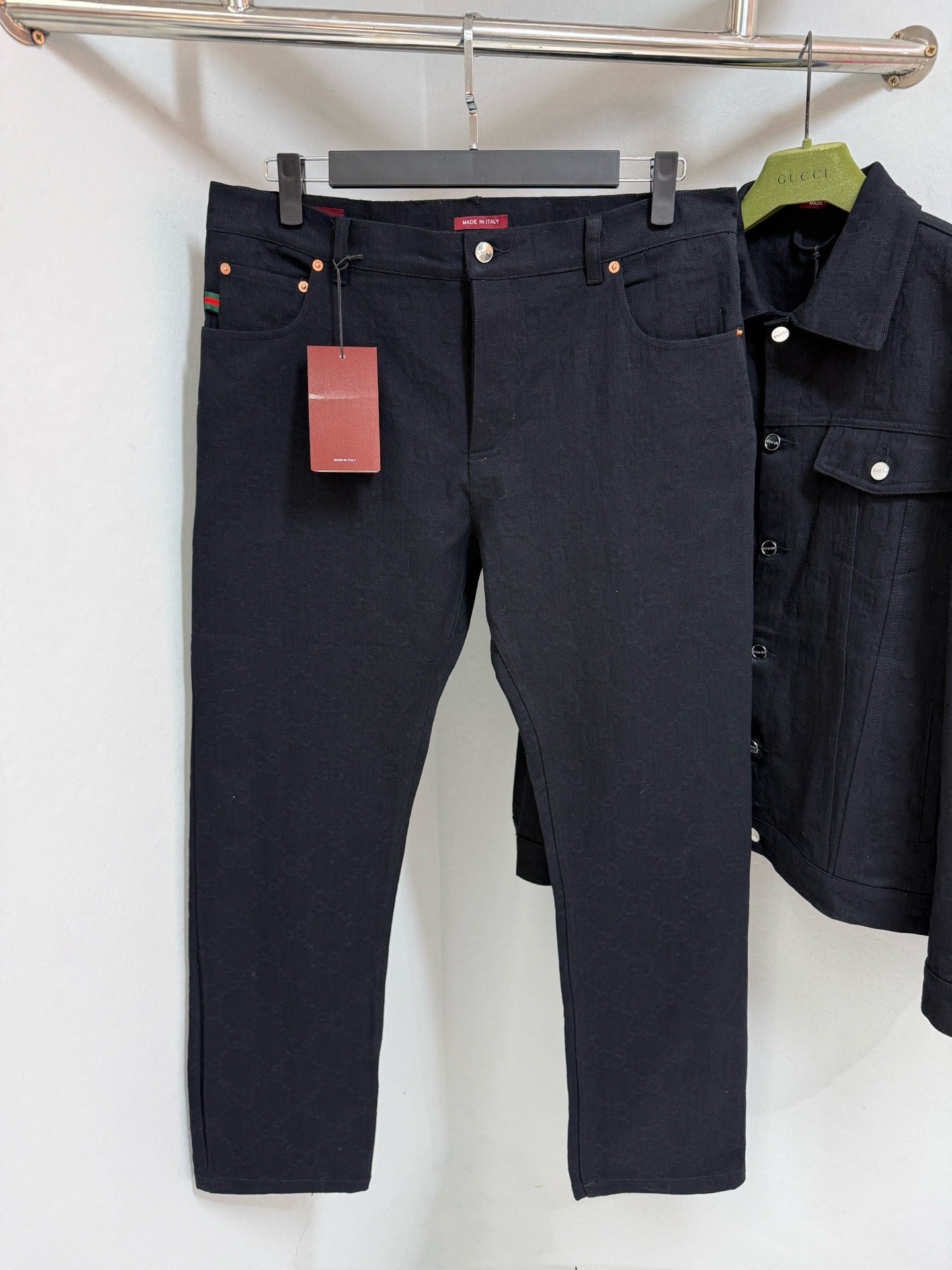 Pantalón negro