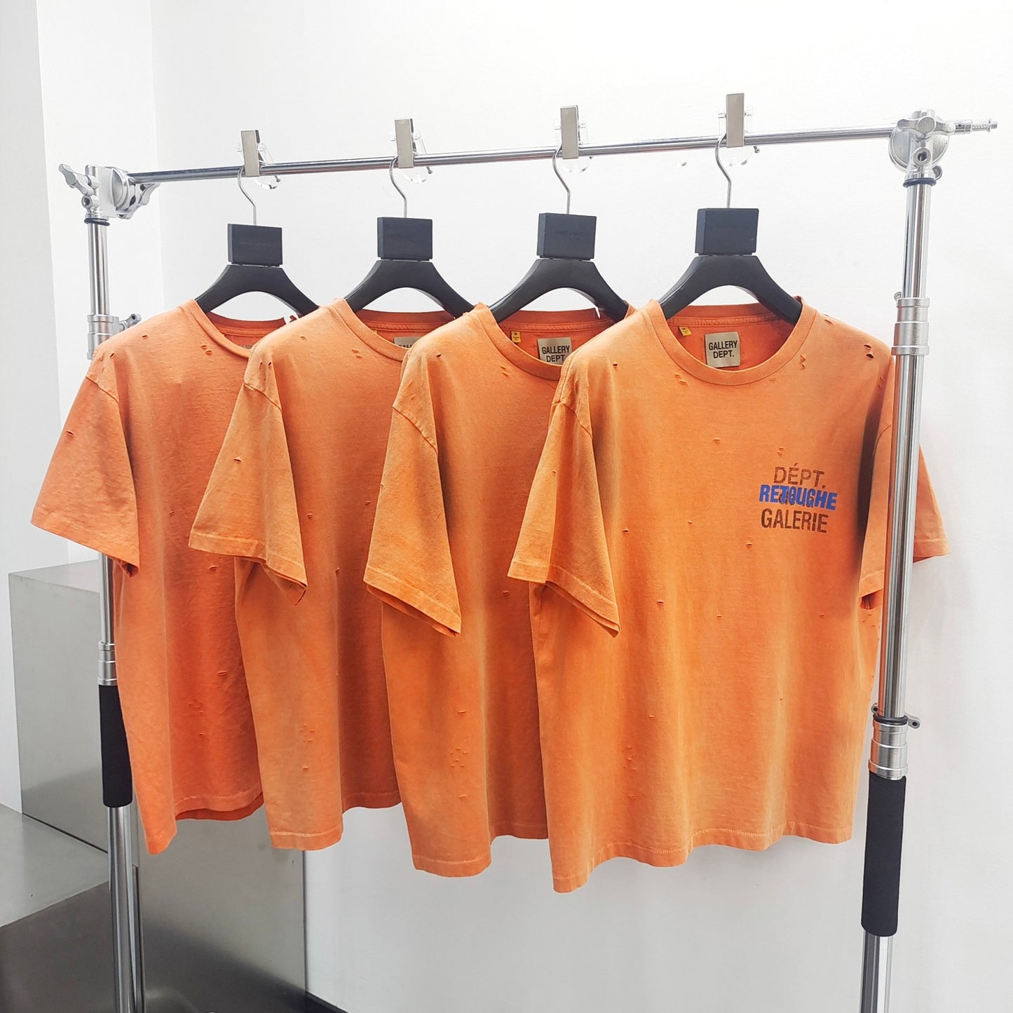 camiseta naranja