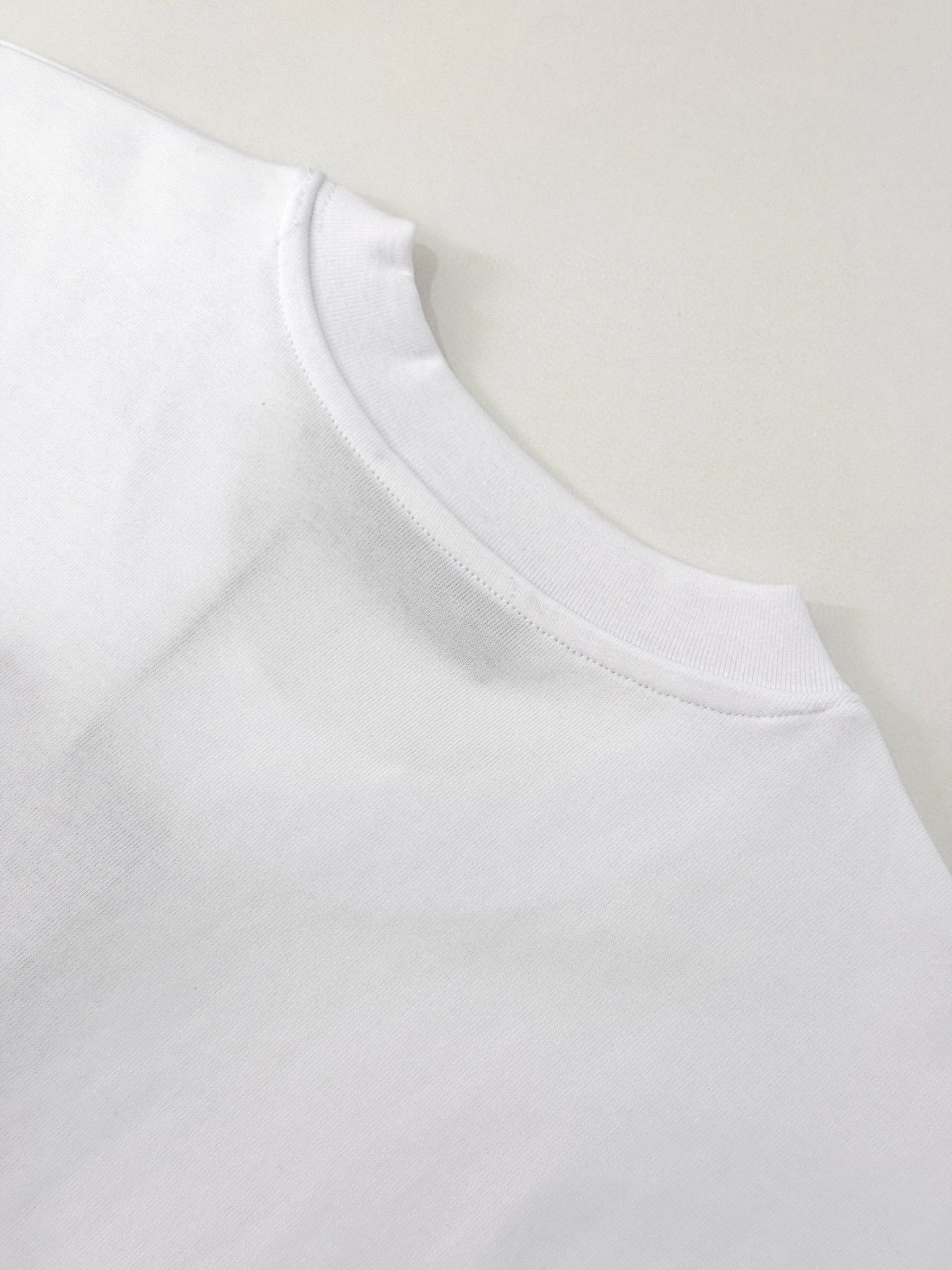 Weißes T-Shirt