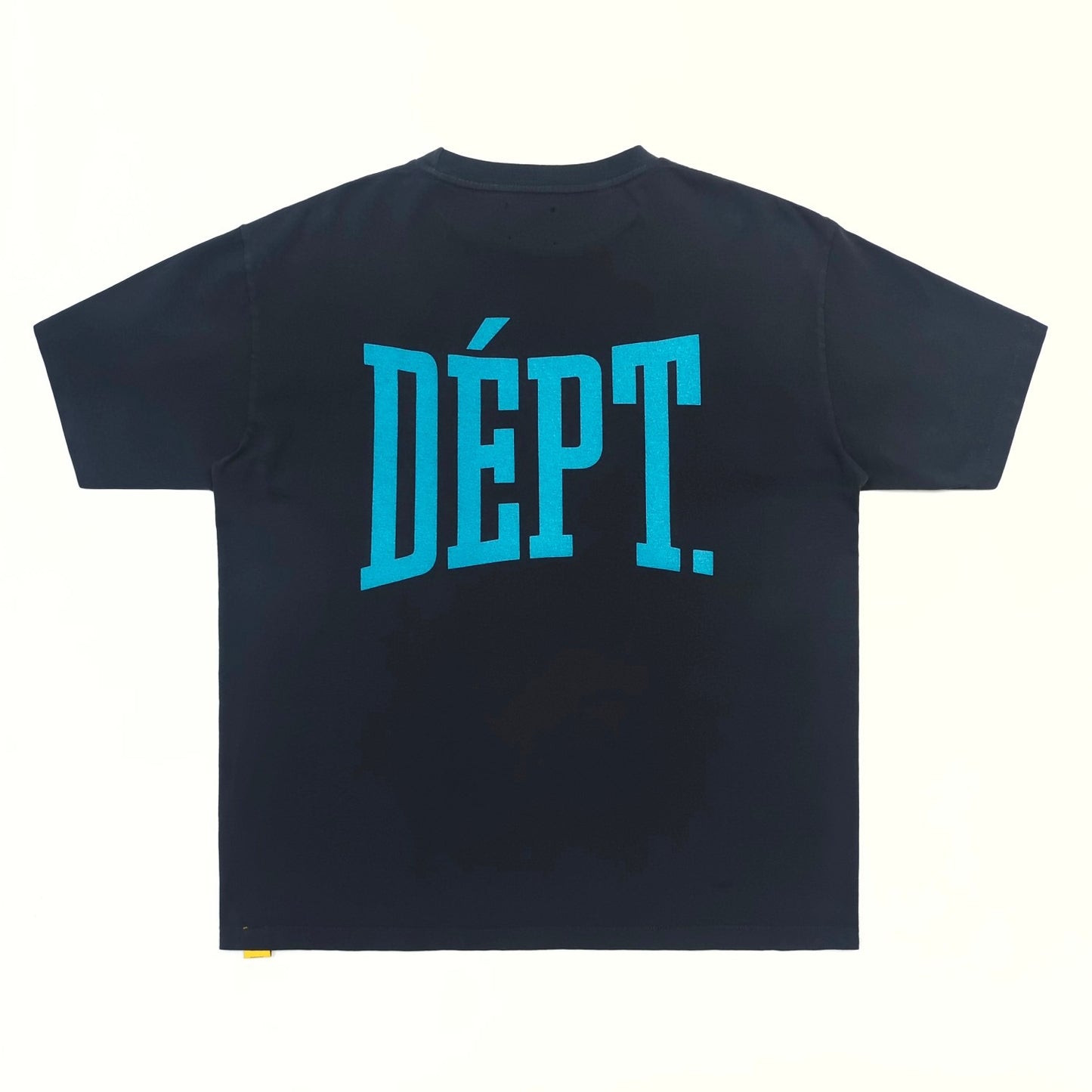 Camiseta blanca y negra