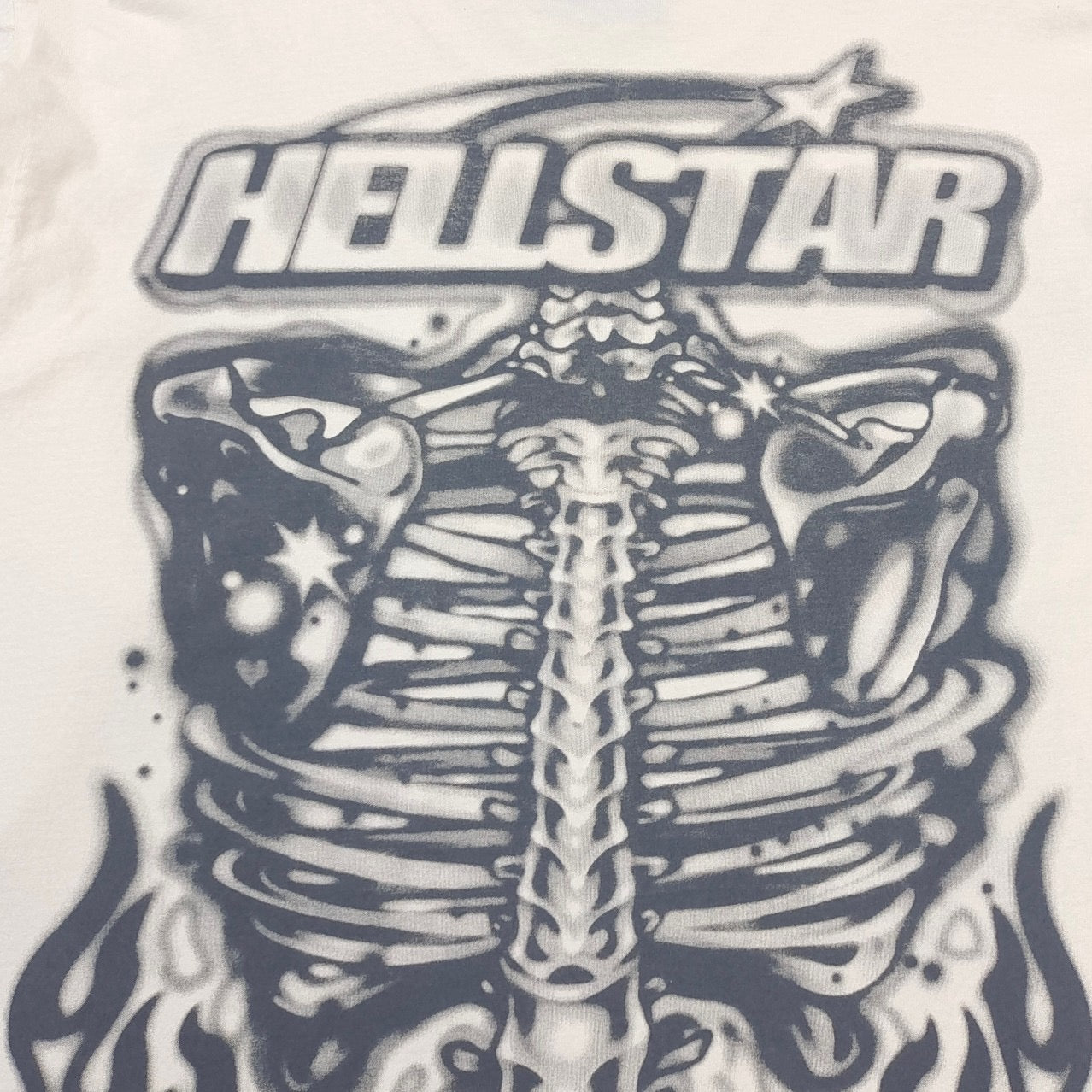 Jersey blanco y negro