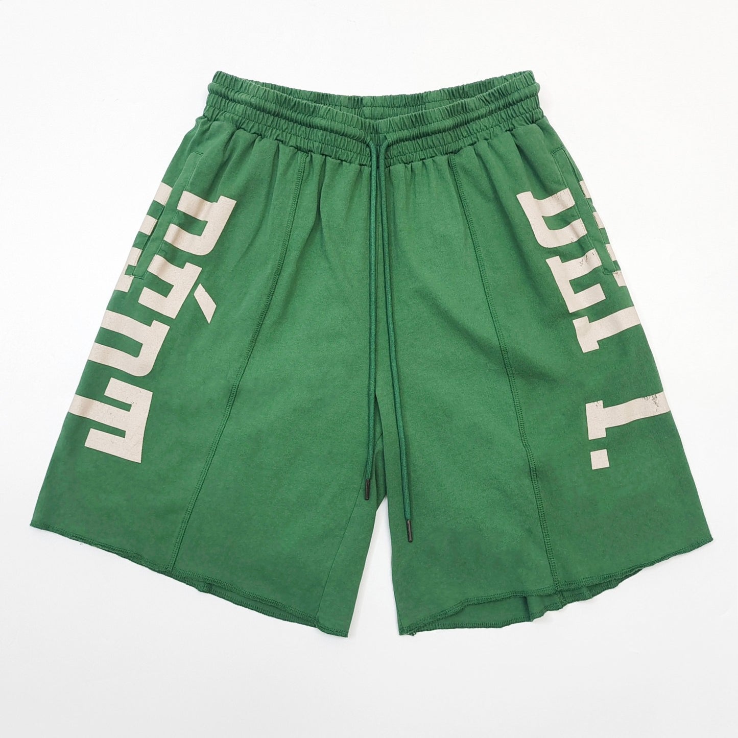 Grüne Shorts