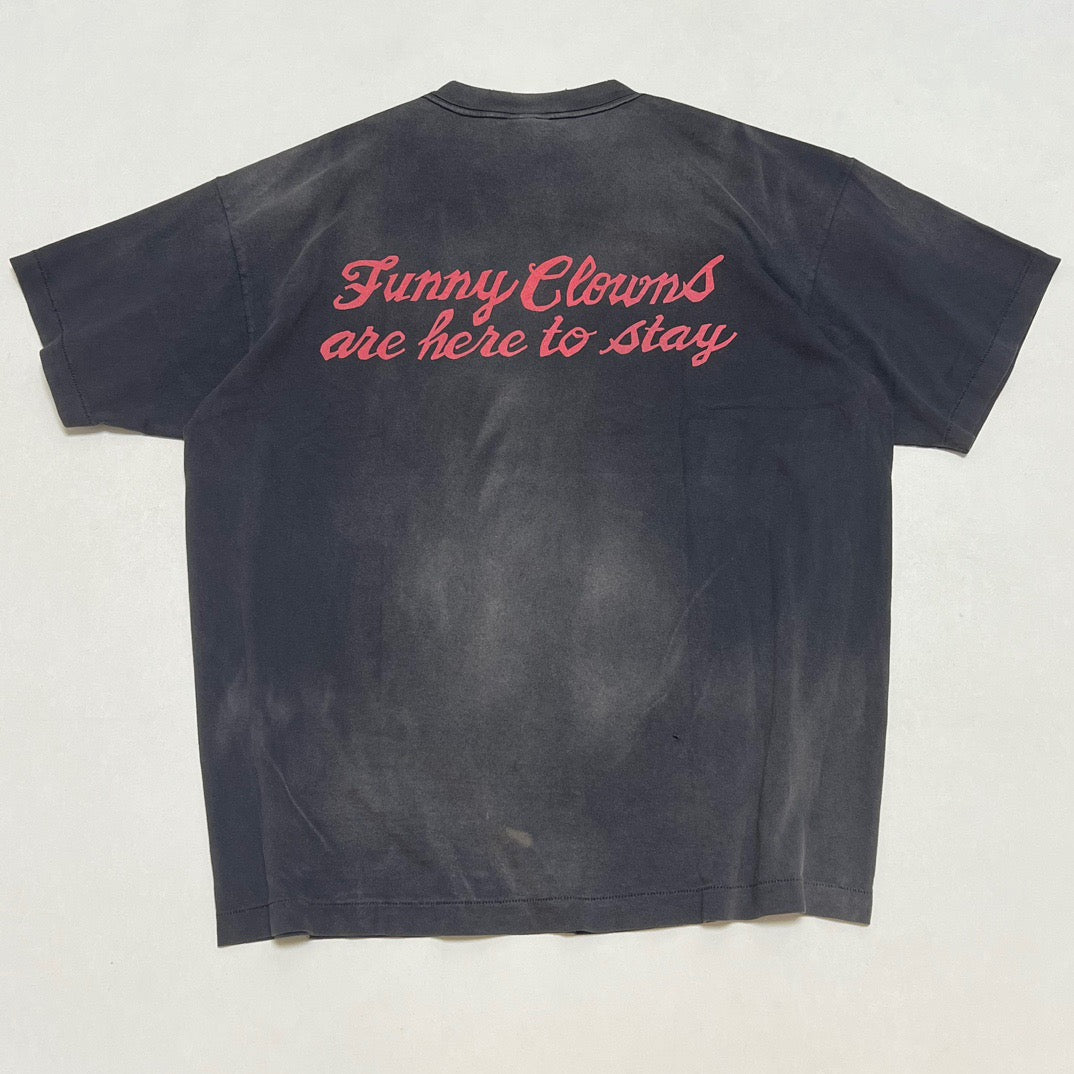 Camiseta negra oscura