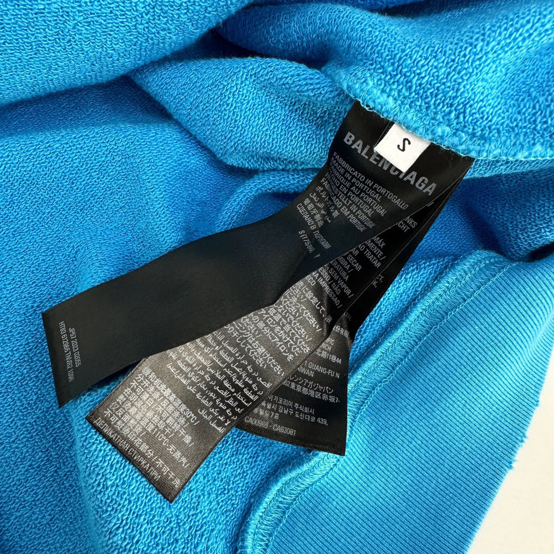 Sudadera con capucha azul cielo y gris oscuro