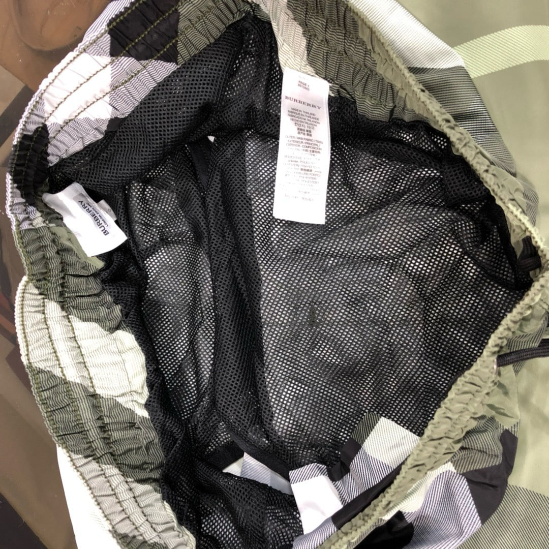 Mehrfarbige Shorts
