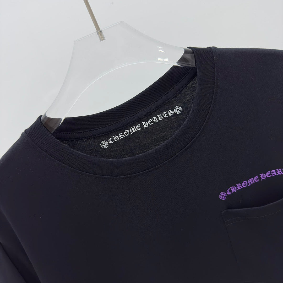 camiseta negra