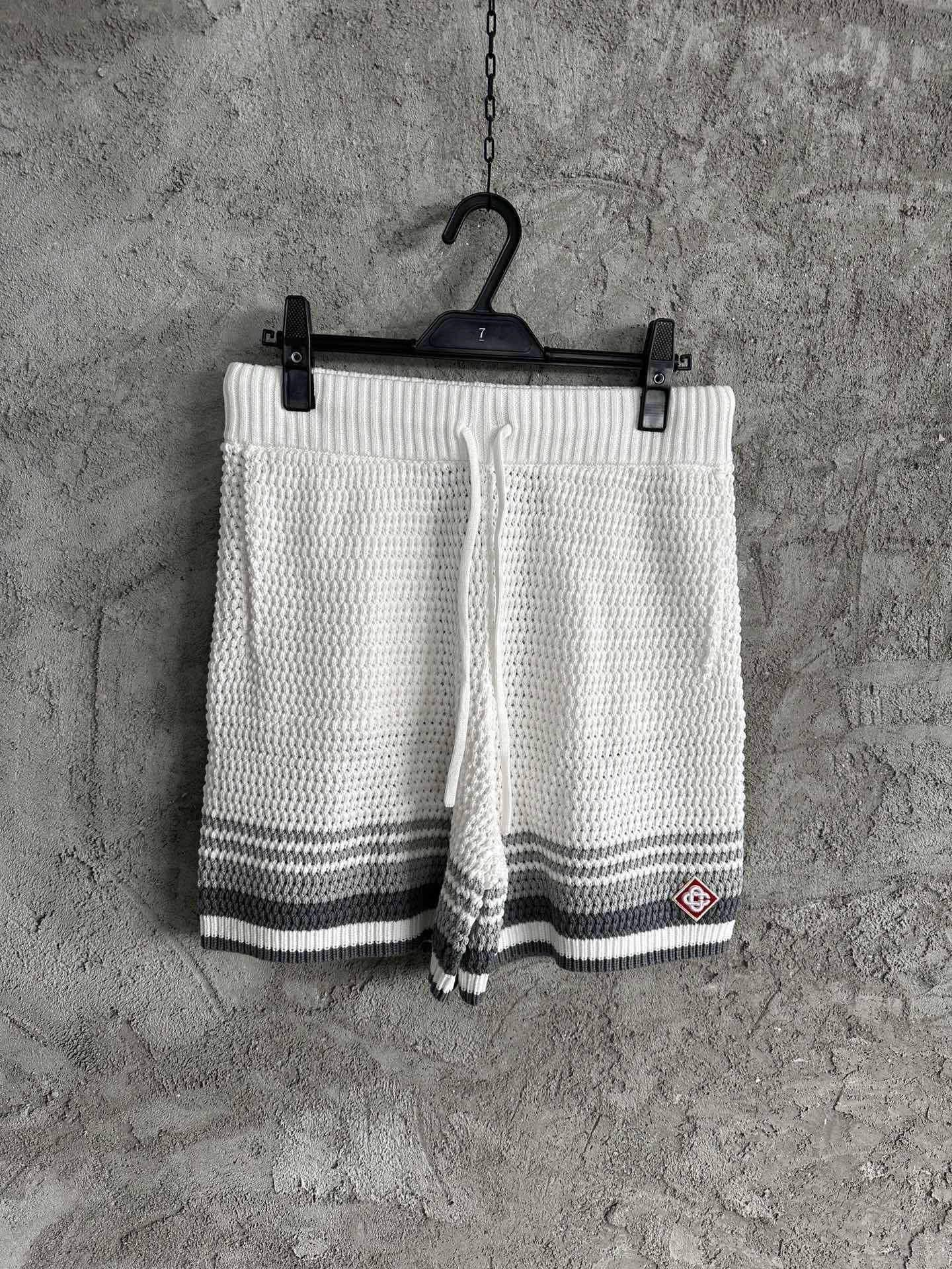 Weiß schwarz Short