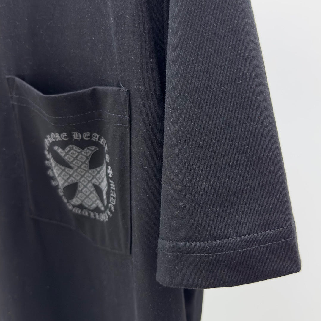Schwarzes T-Shirt