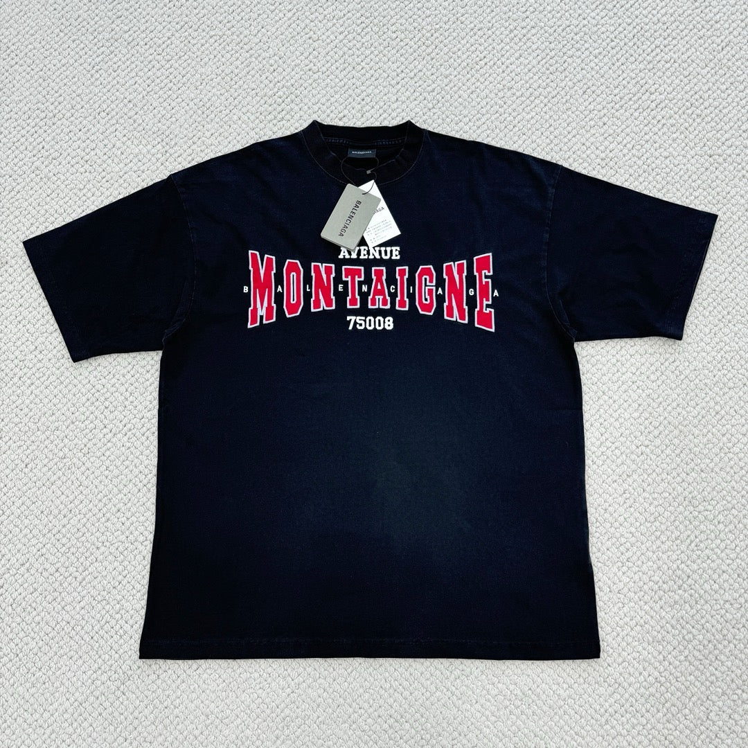 camiseta negra