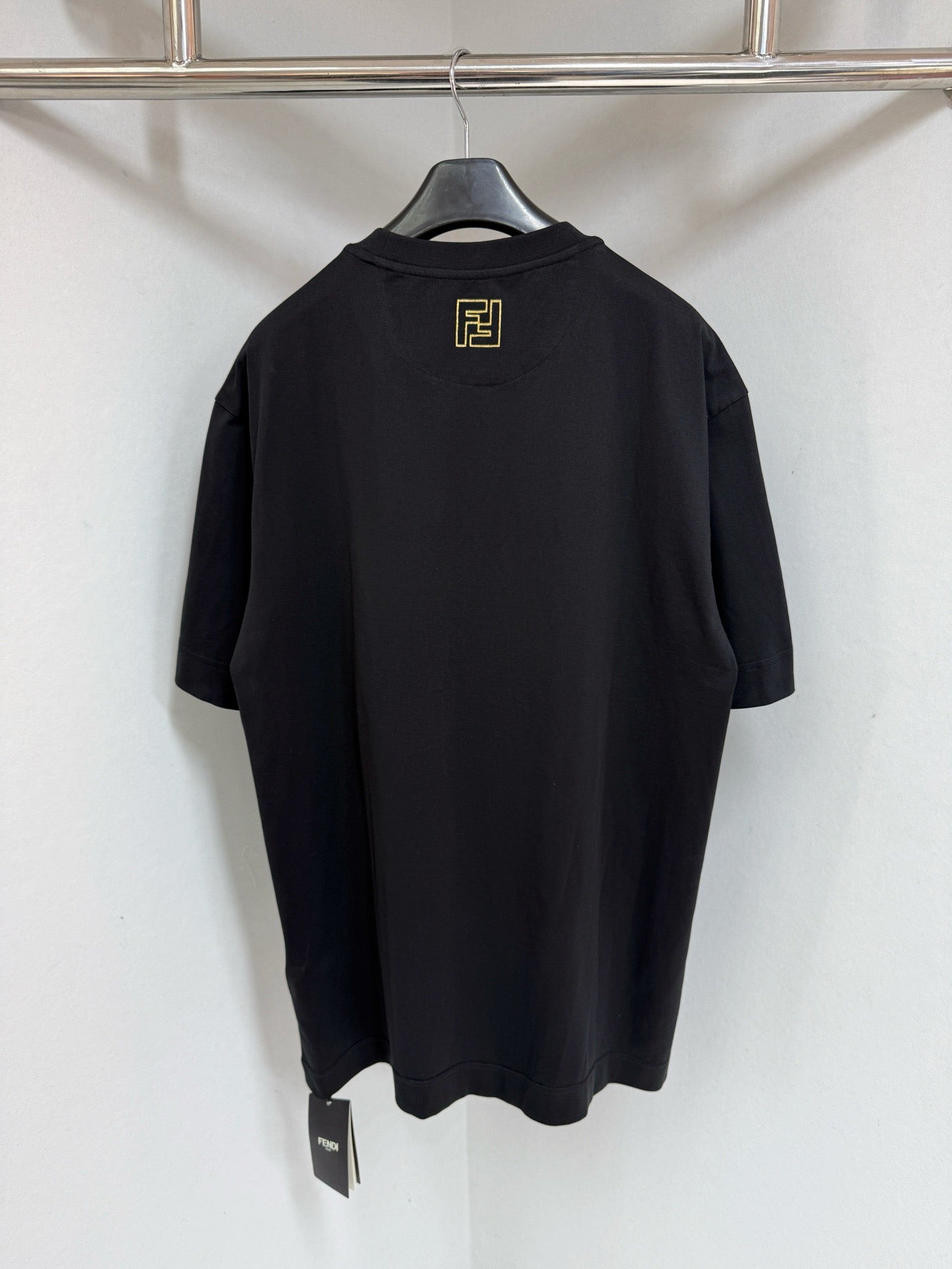 Schwarzes T-Shirt