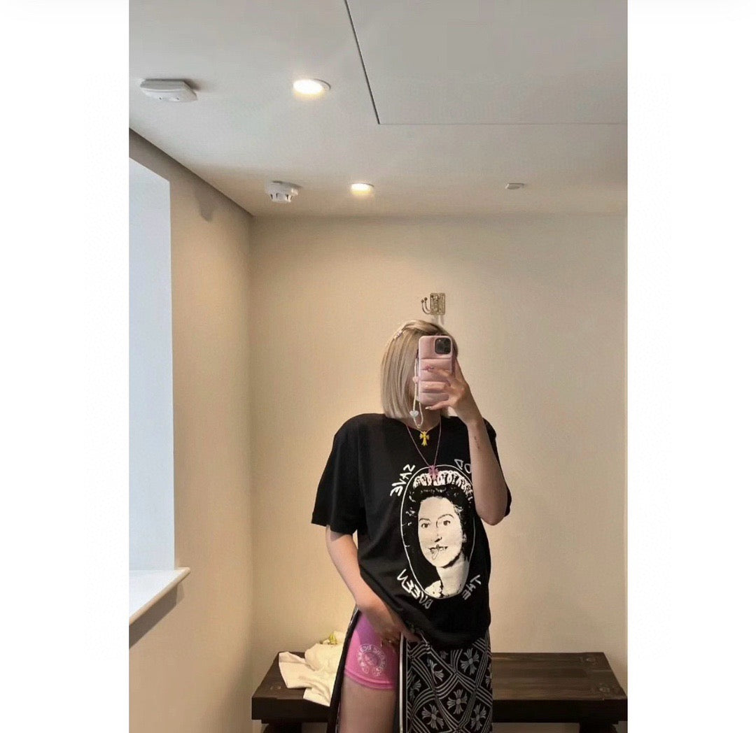 camiseta negra