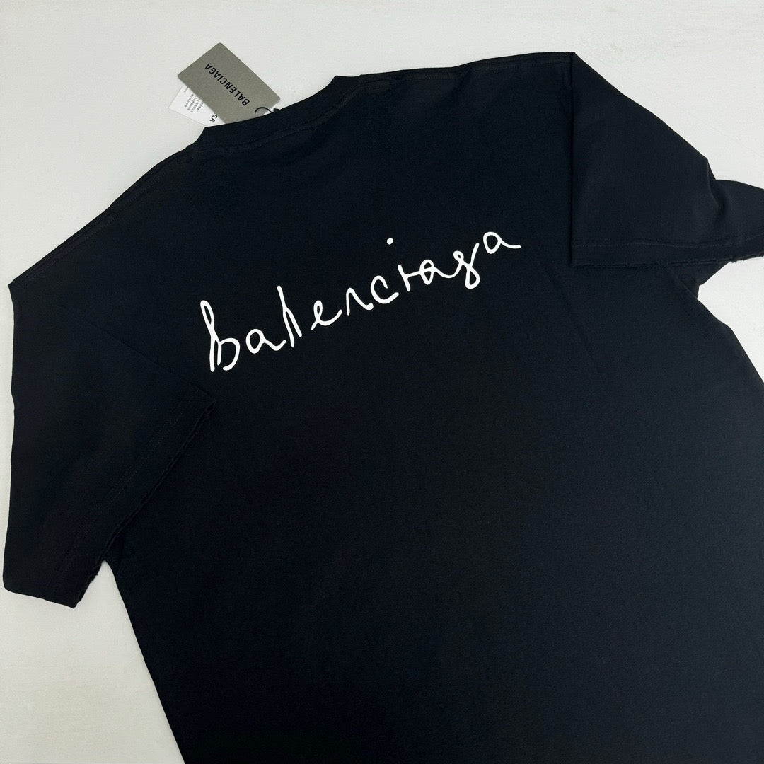 camiseta negra
