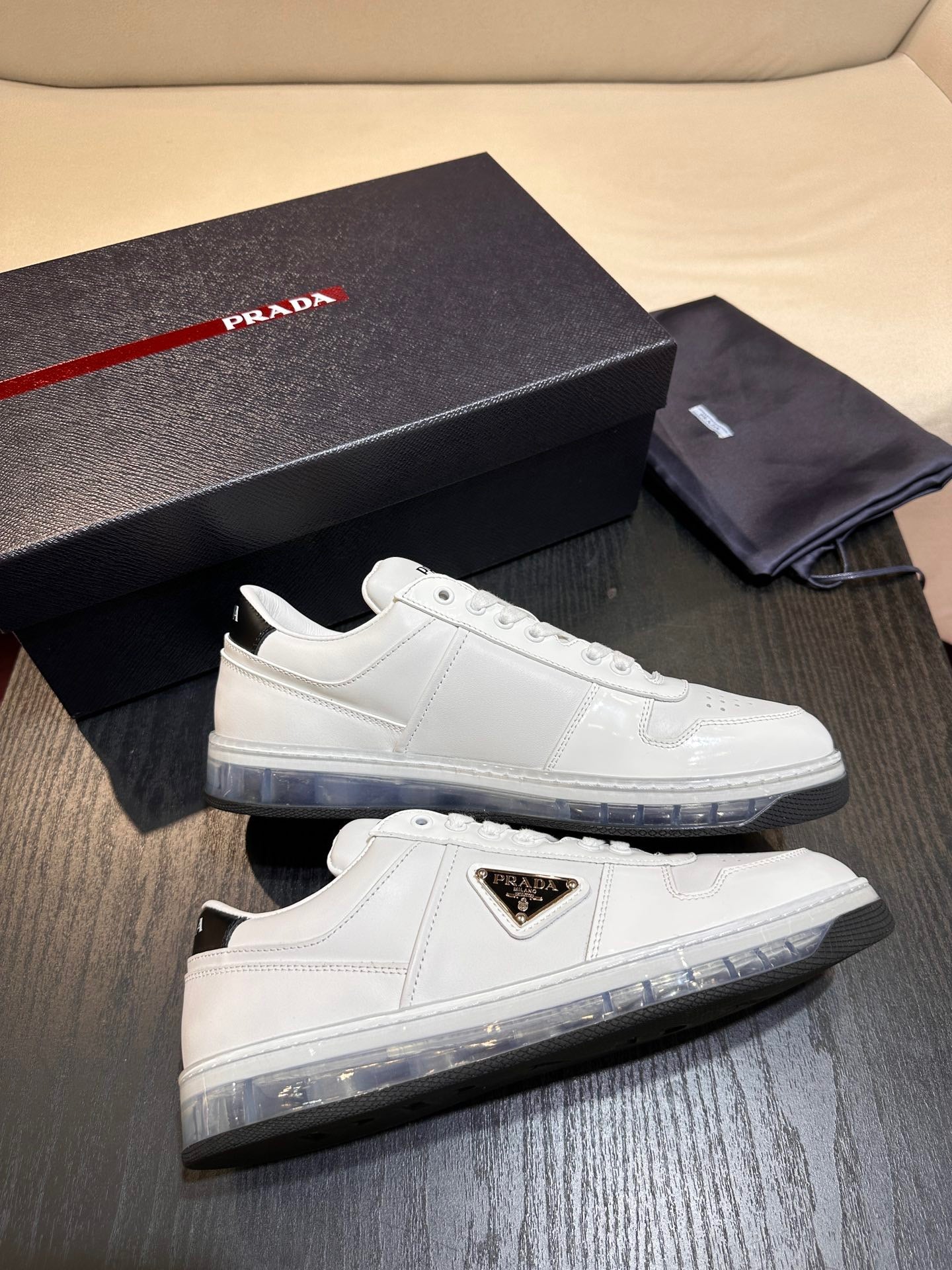 Zapatos blancos