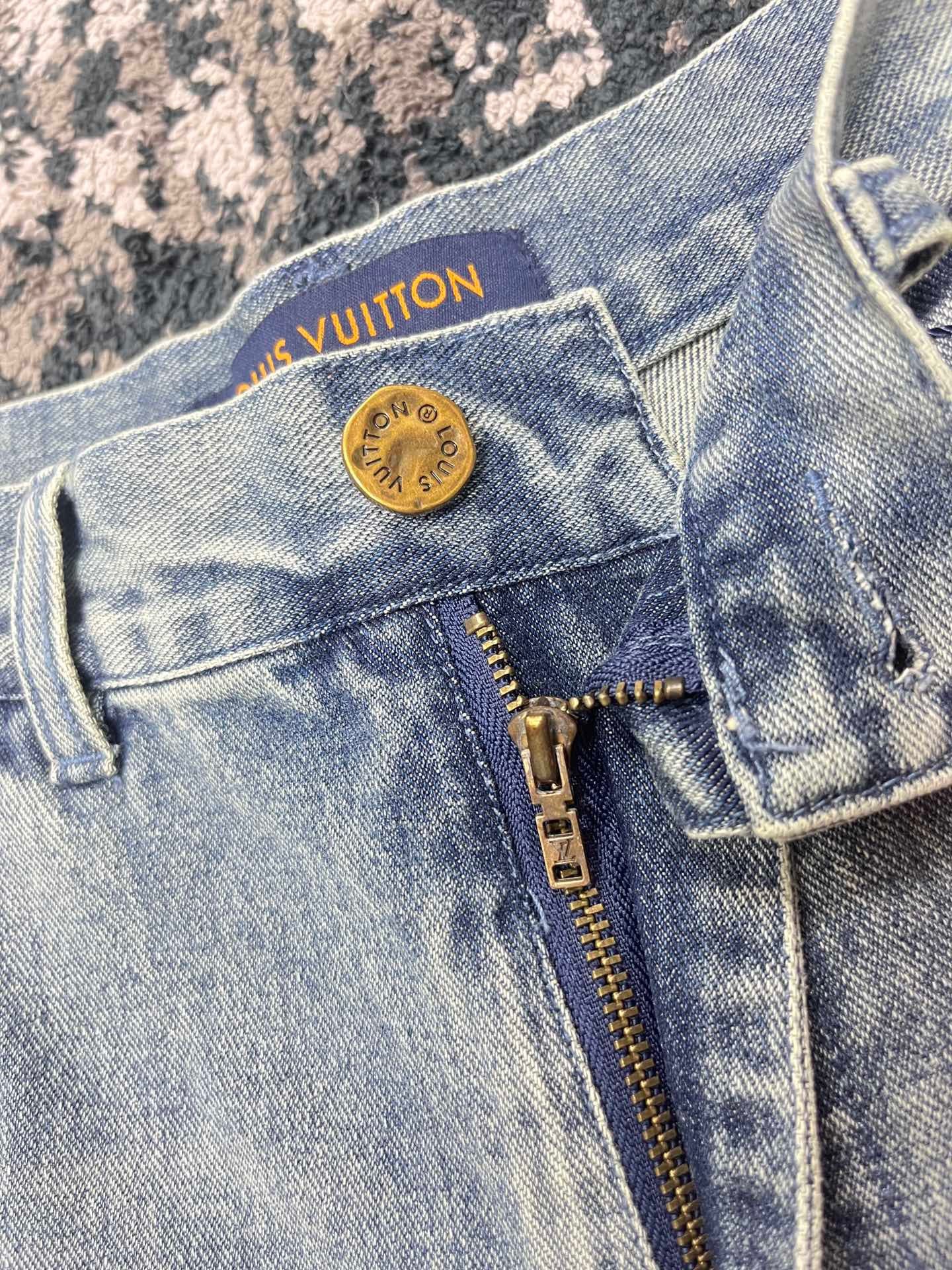 Blue Short Jeans - Size 32