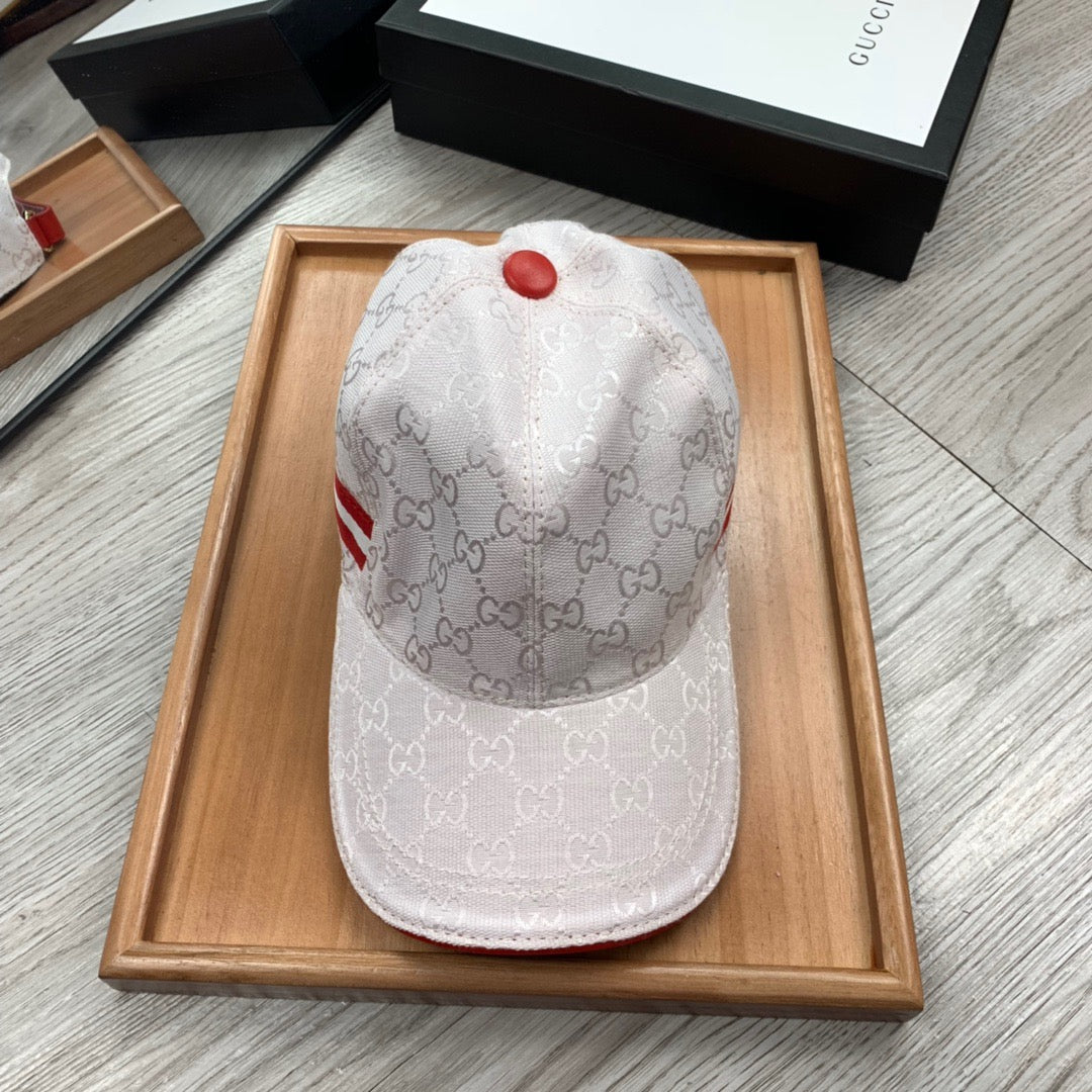 Gorras blancas