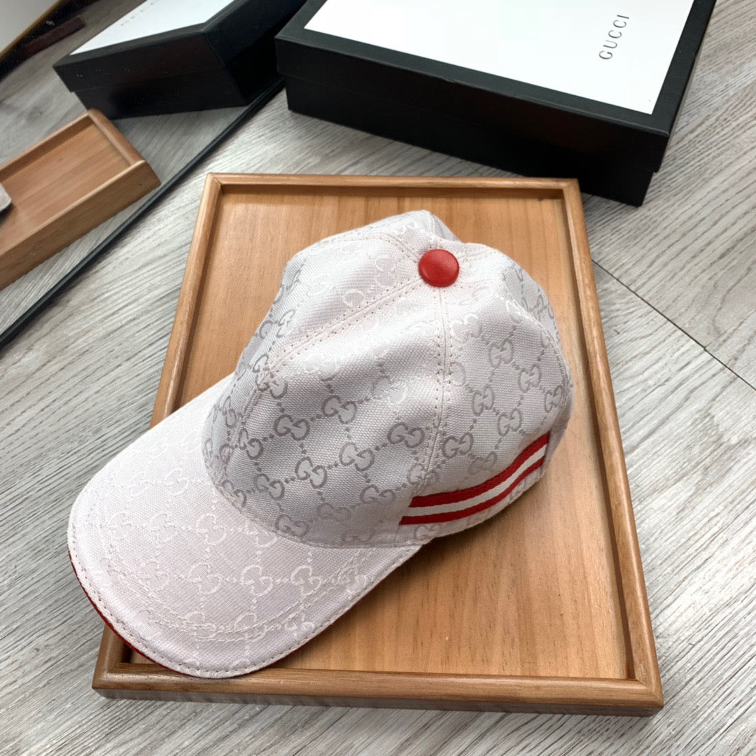 Gorras blancas