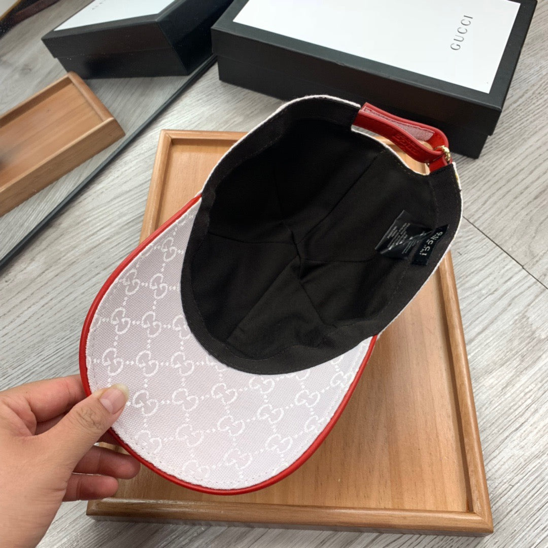 Gorras blancas