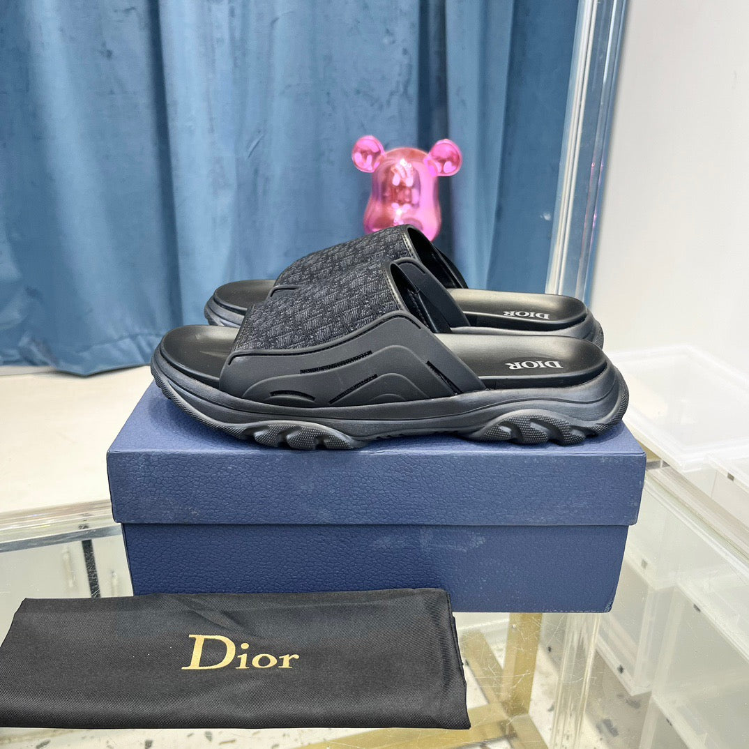 Mehrfarbige Schuhe