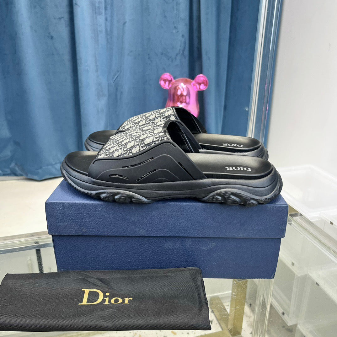 Mehrfarbige Schuhe