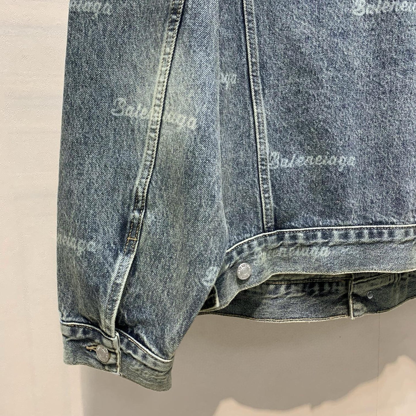 Chaqueta azul grisácea