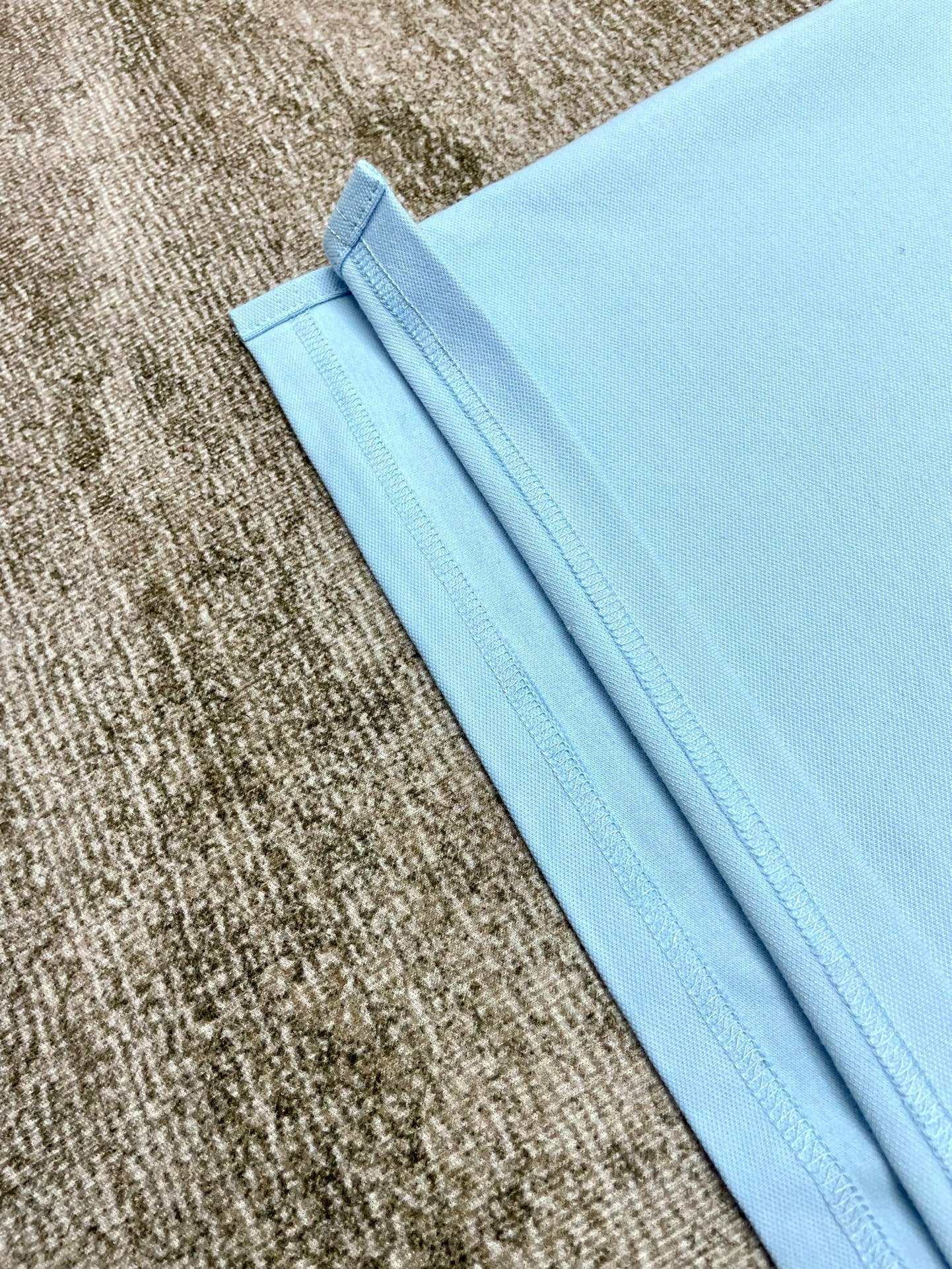 Sky blue T-shirt - Size L