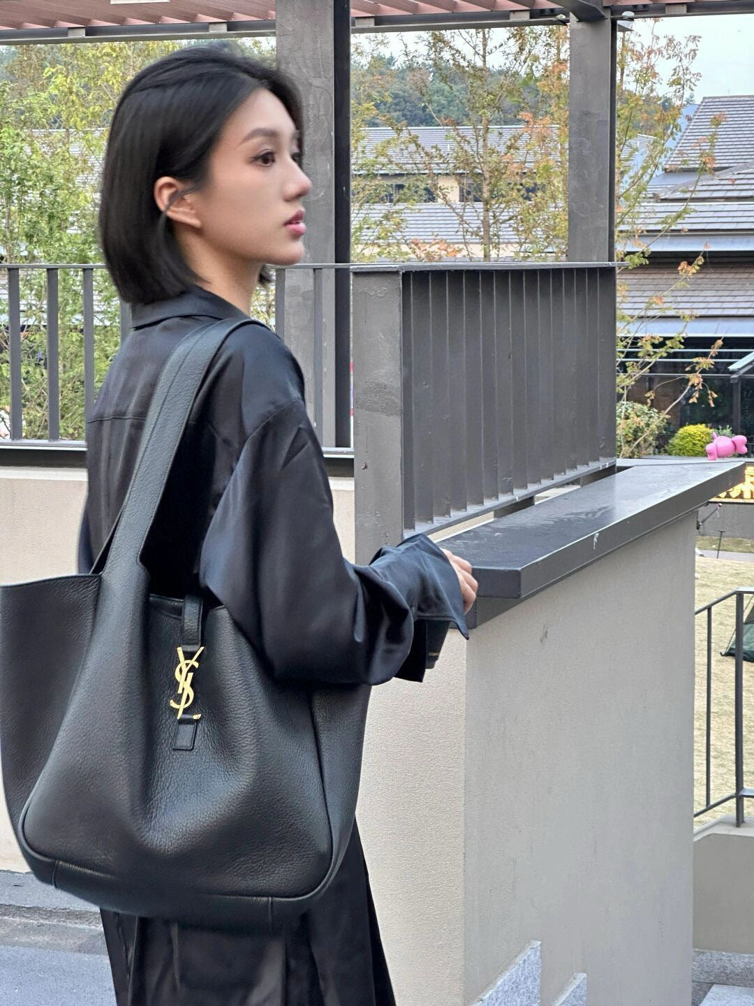 Schwarze Tasche