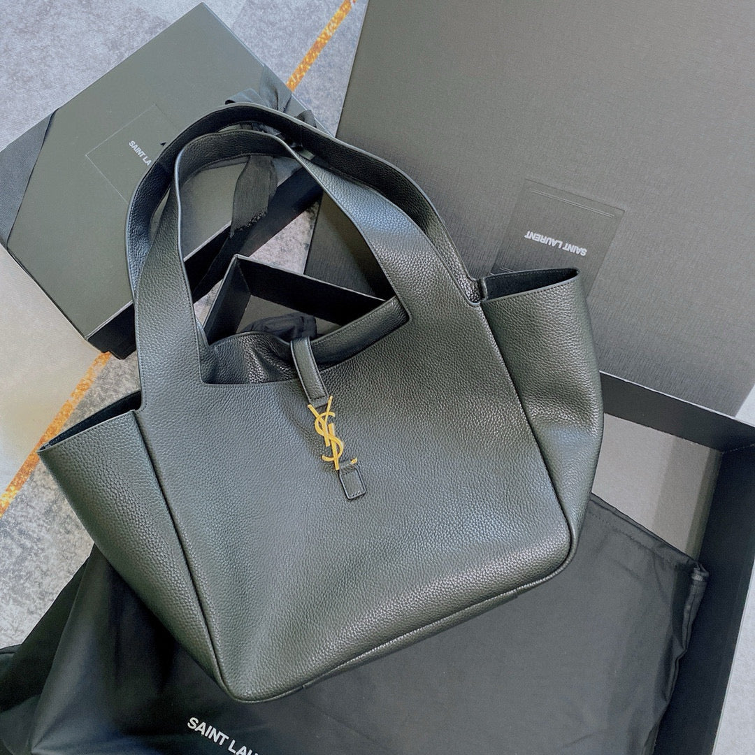 Schwarze Tasche