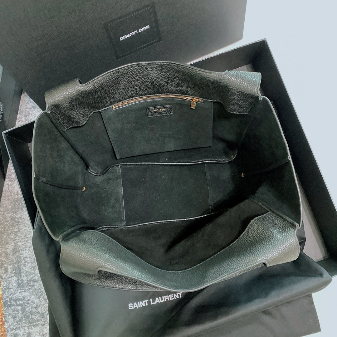 Schwarze Tasche