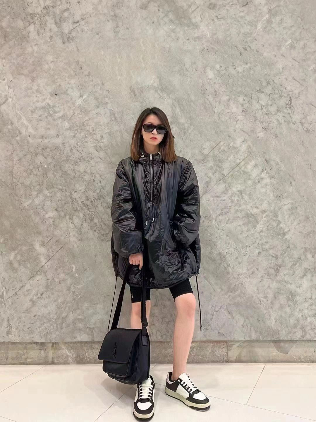 Schwarze Tasche