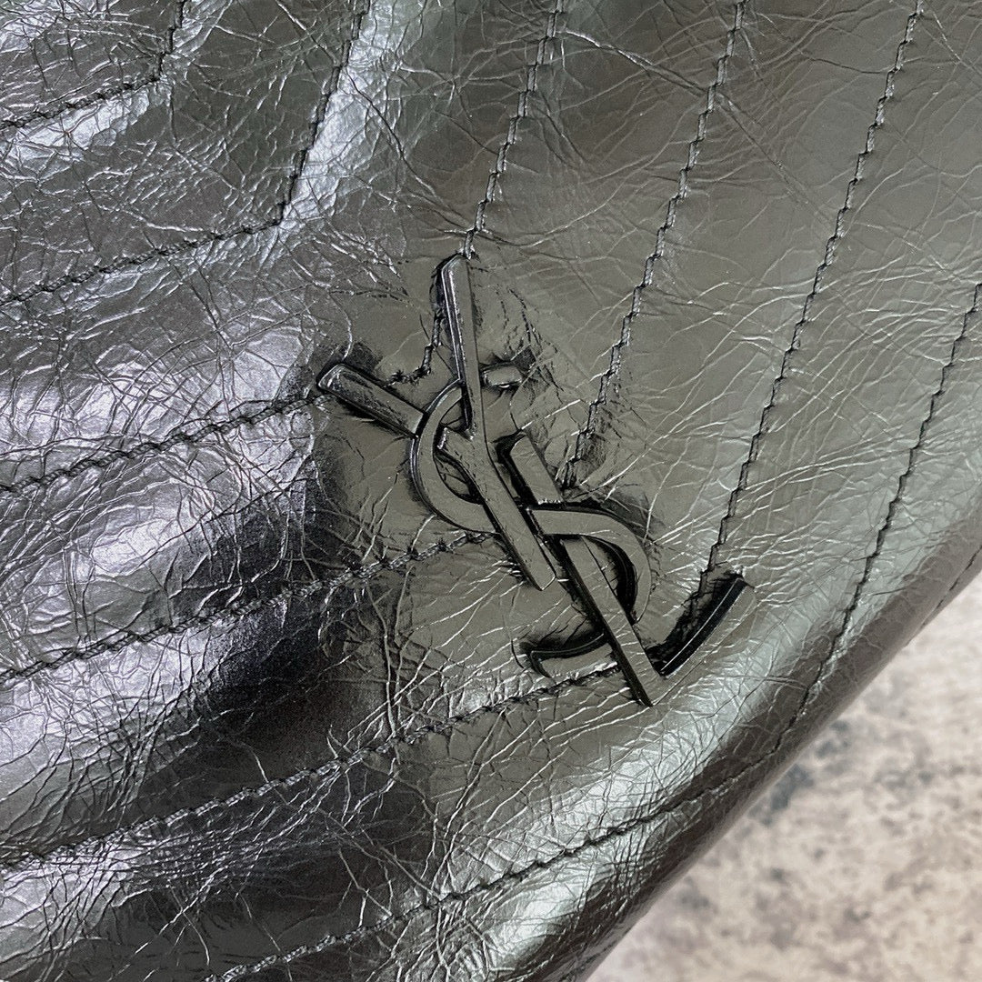 Bolso negro