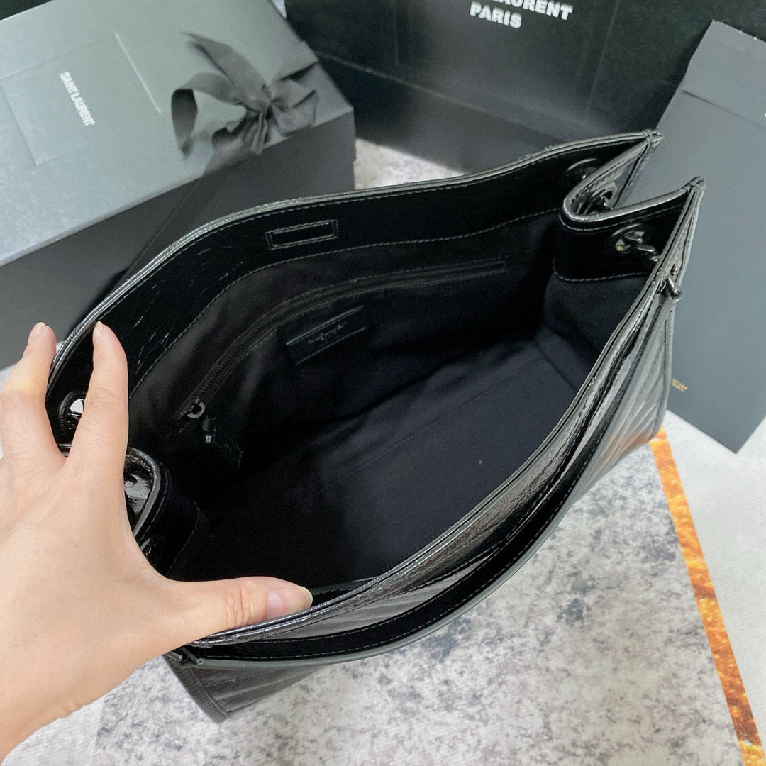 Bolso negro