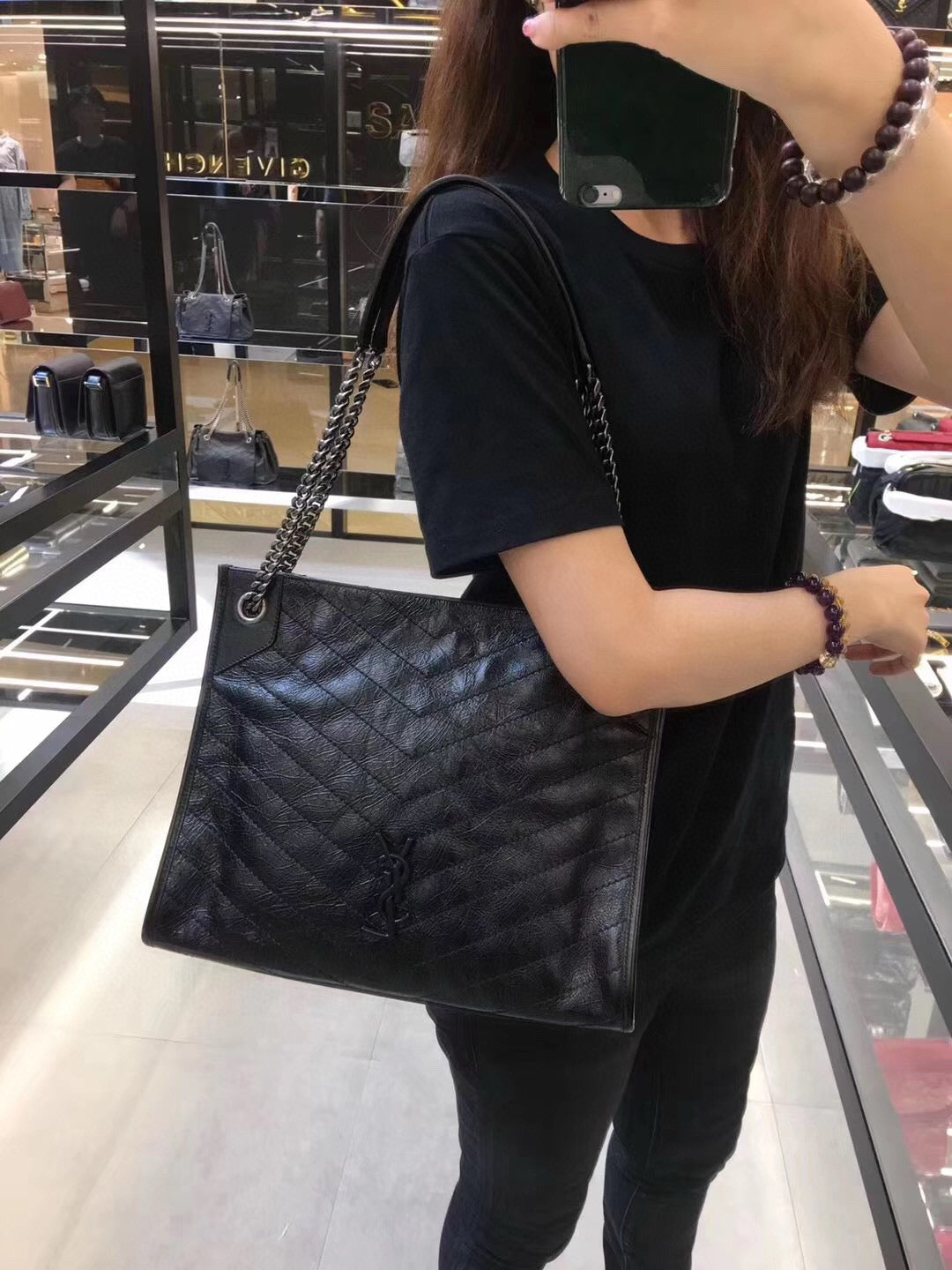 Bolso negro
