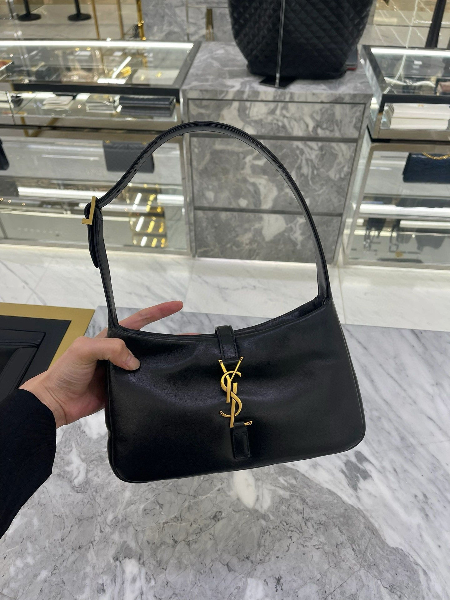 Bolso negro
