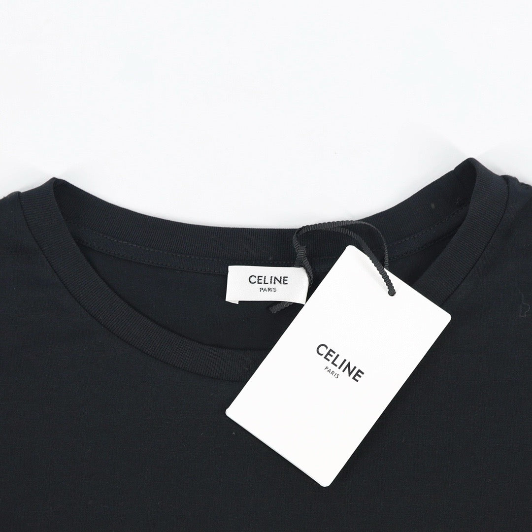 Black T-shirt