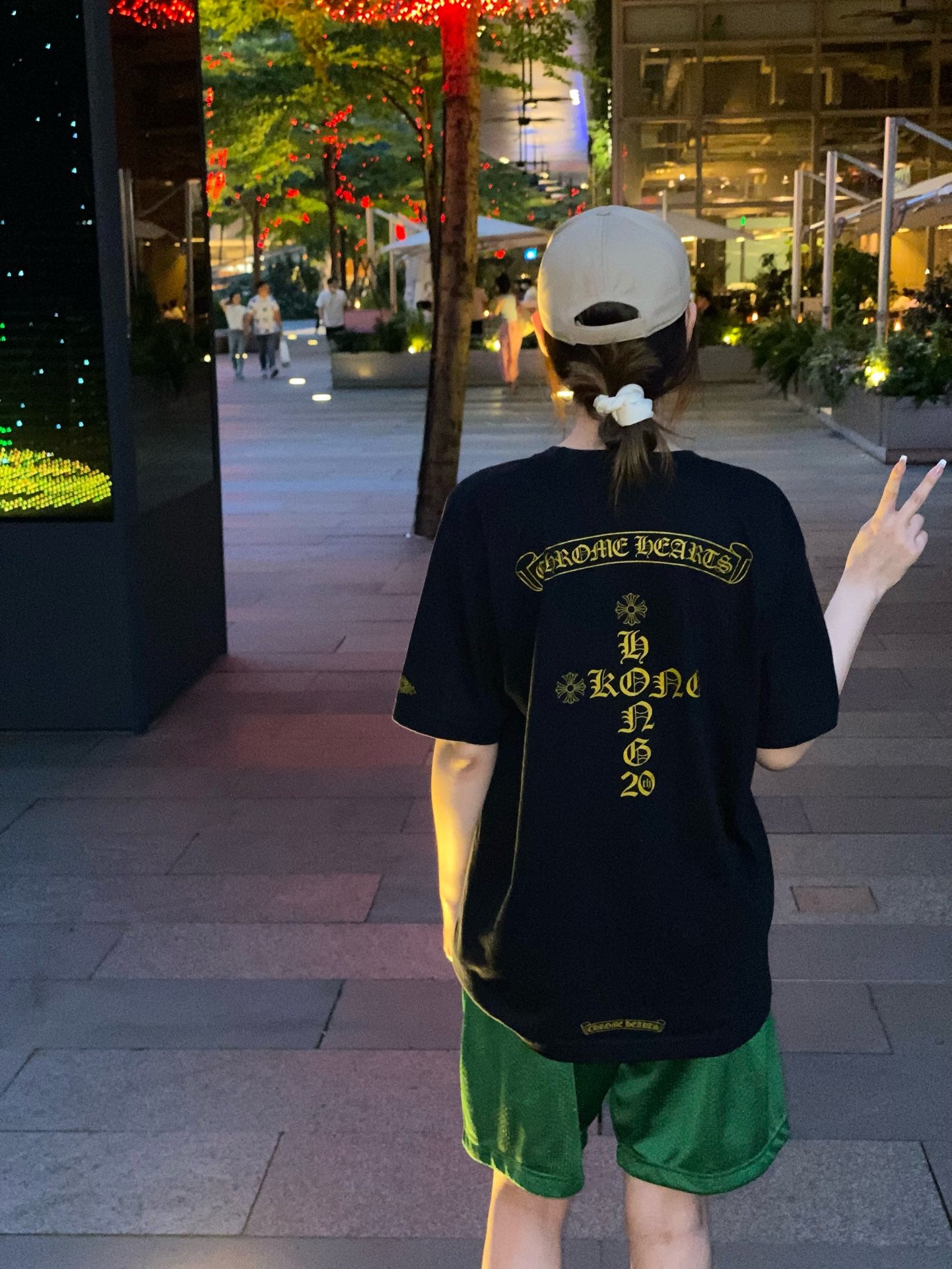 camiseta negra