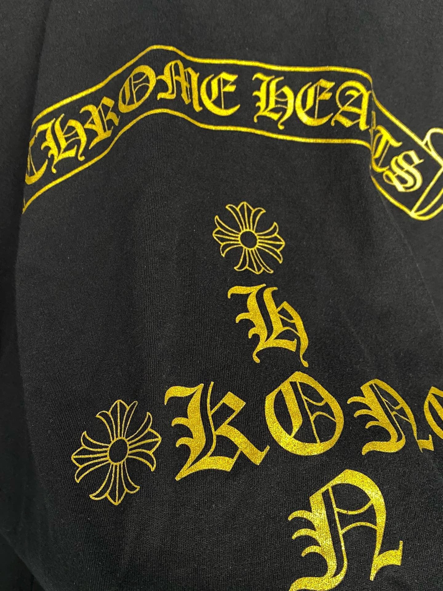camiseta negra