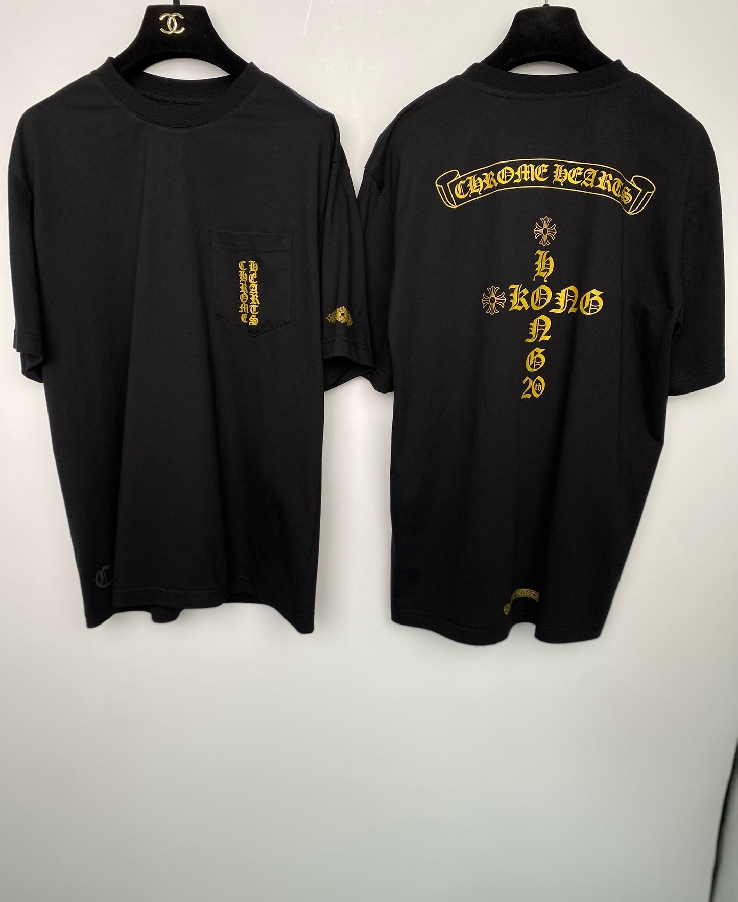 camiseta negra