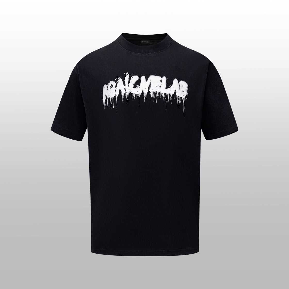 Camiseta en blanco y negro