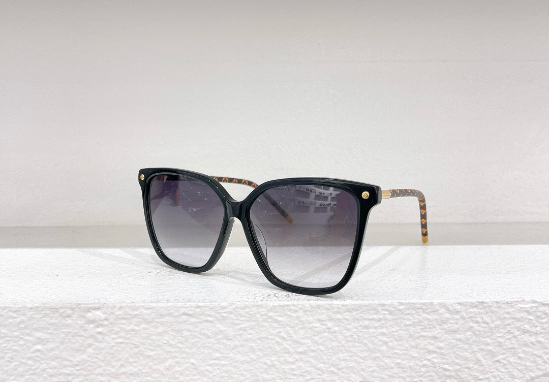 Gafas de sol negras, marrones y blancas