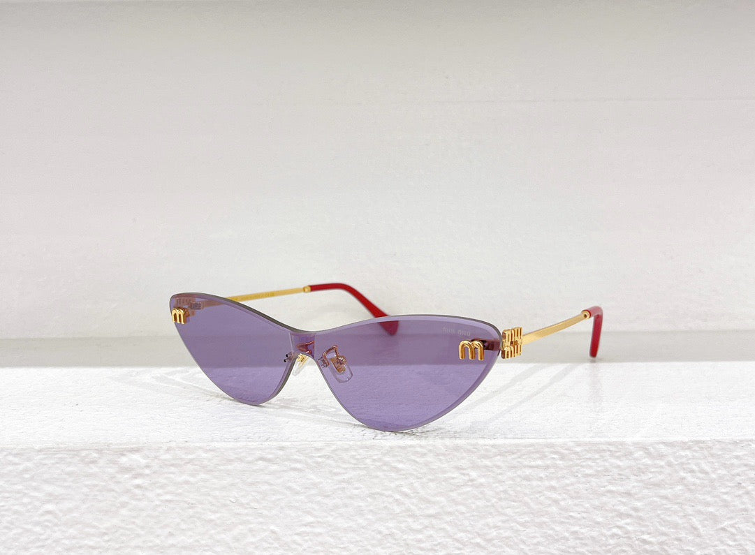 Gafas de sol marrones, azules y negras