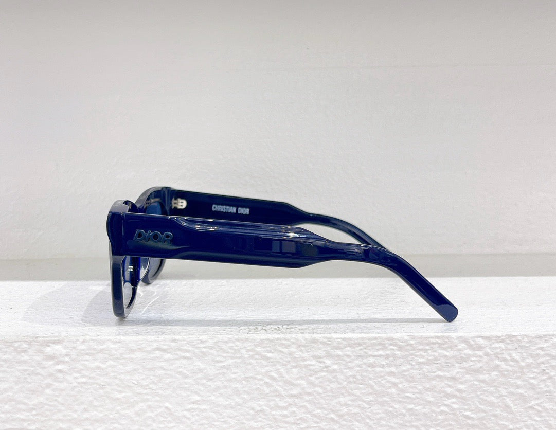 Black,Blue,Green and White Sunglass