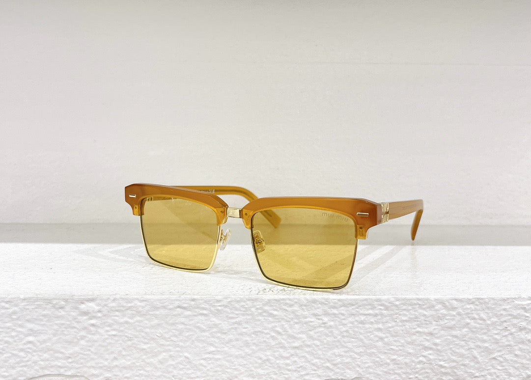 Gafas de sol negras, marrones, rosas y blancas