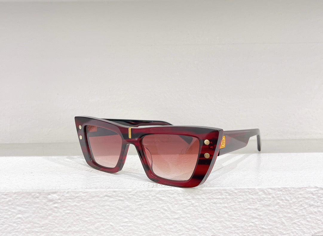 Gafas de sol en blanco y negro