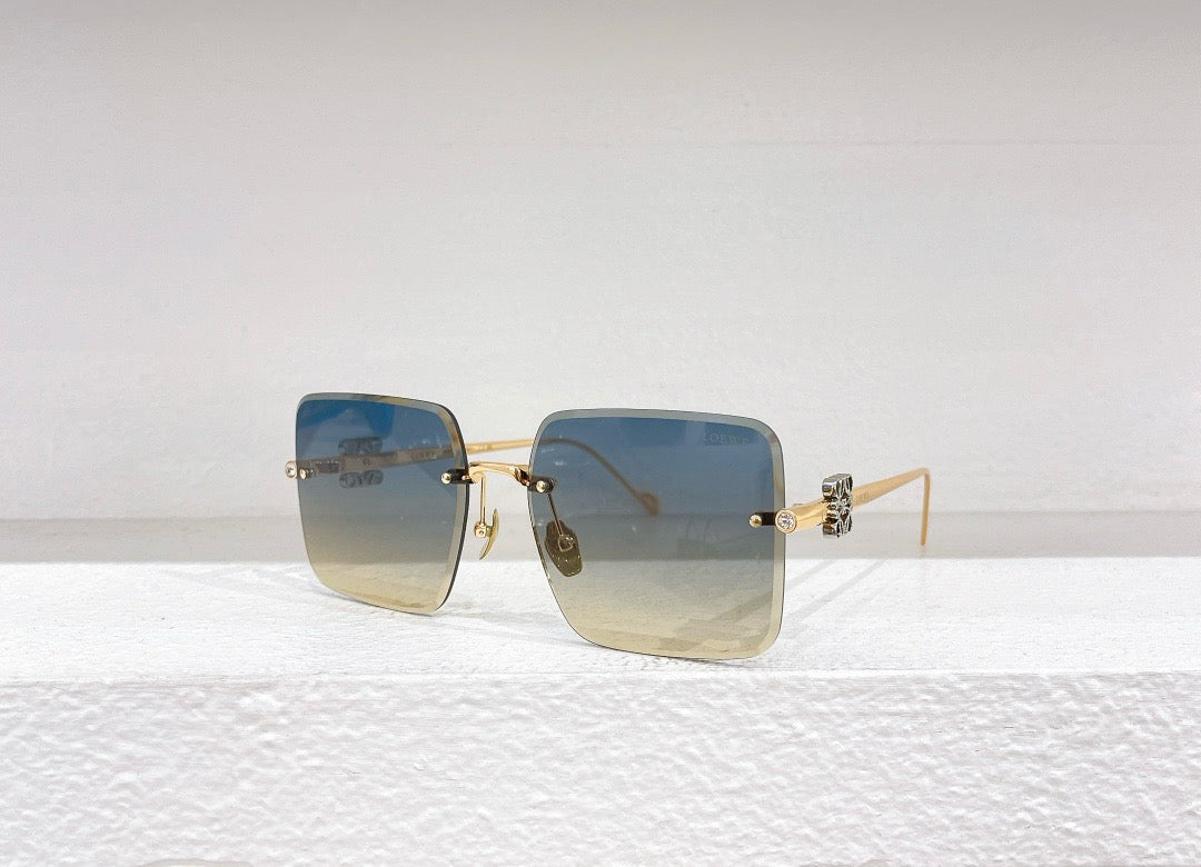 Gafas de sol azules, marrones, negras y rosas