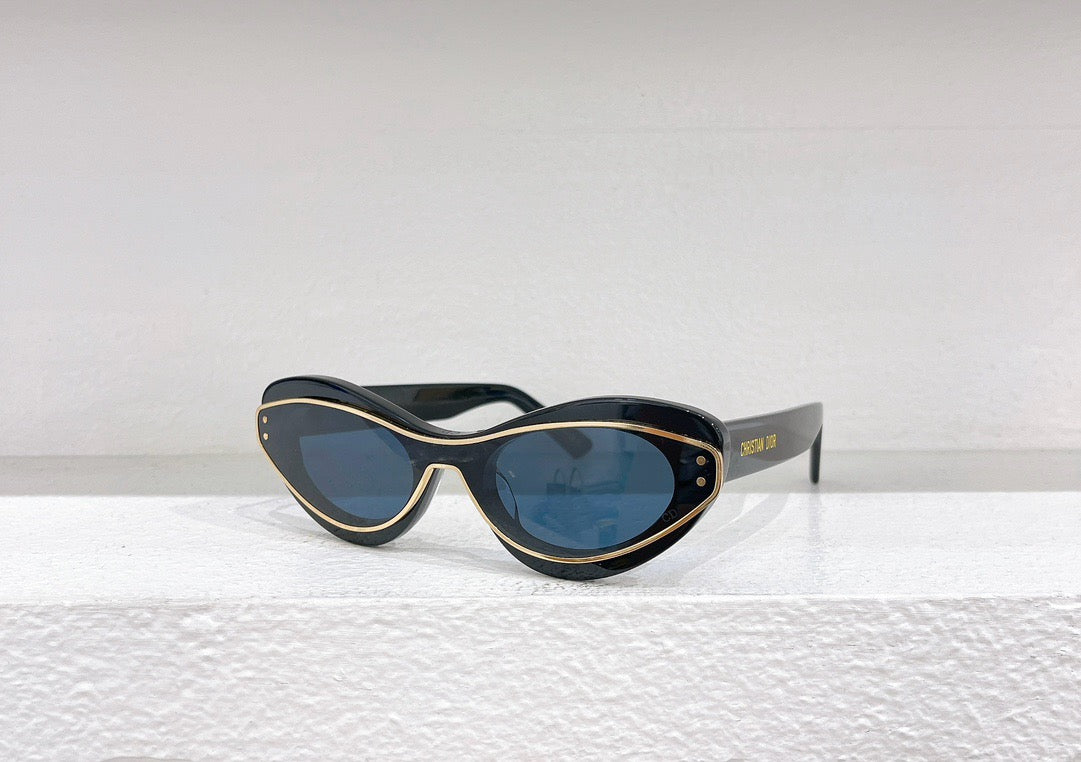 Black and White Sunglass