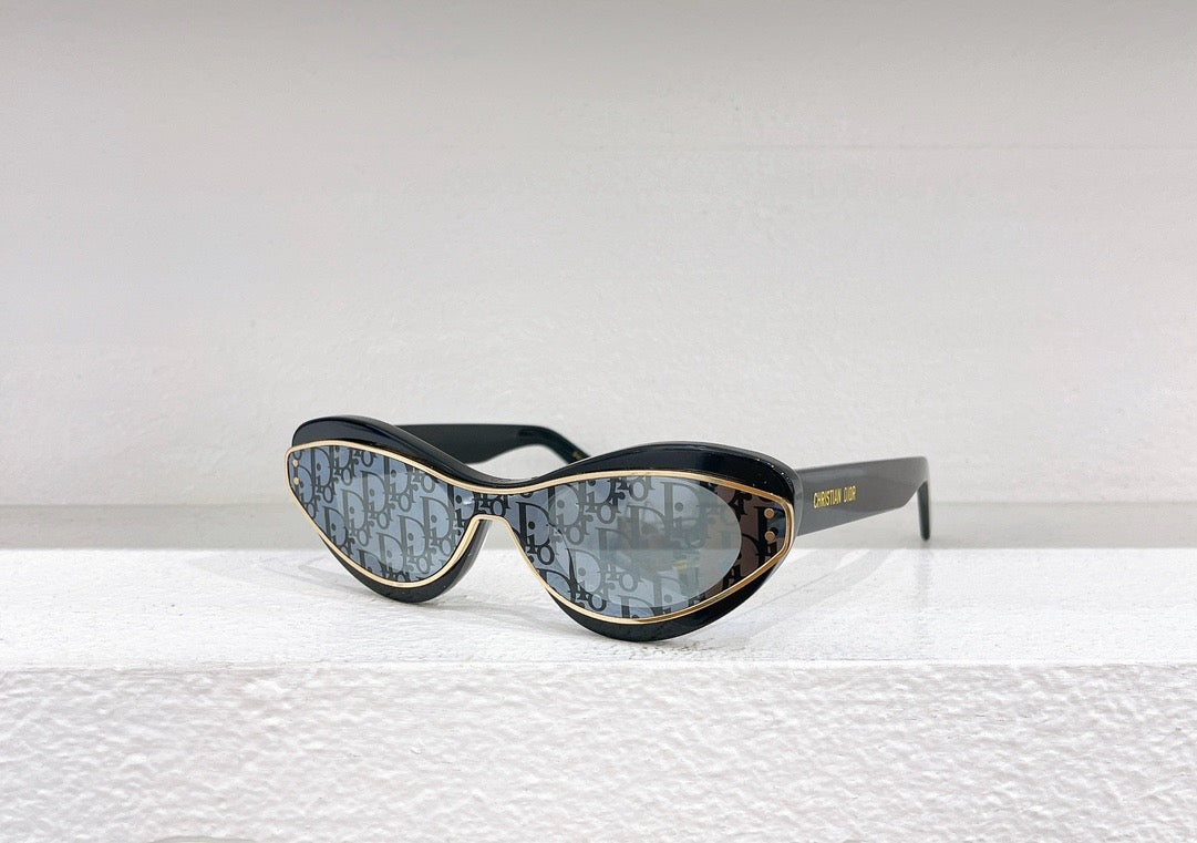 Black and White Sunglass