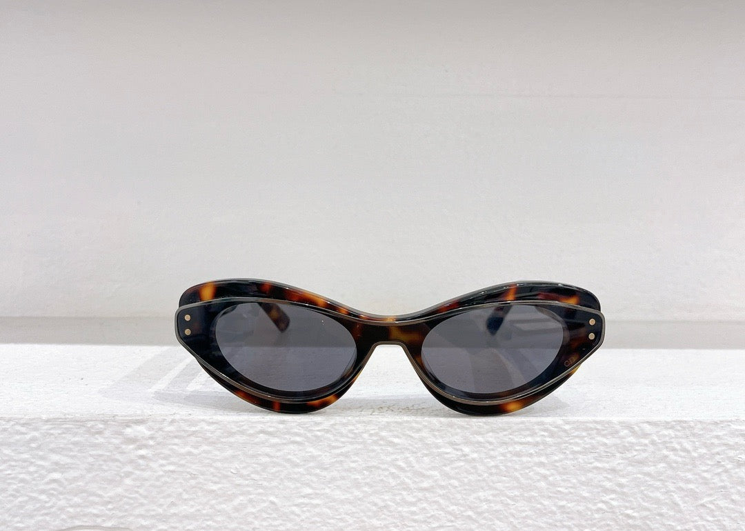Black and White Sunglass