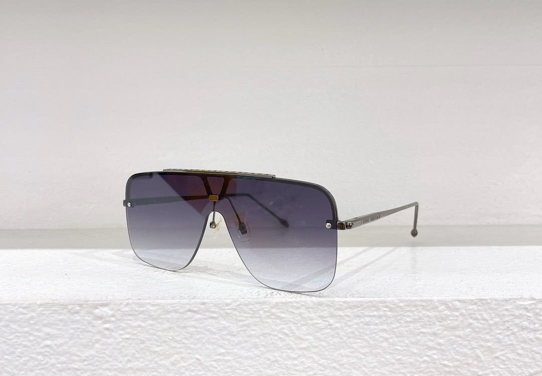 Gafas de sol azules y marrones